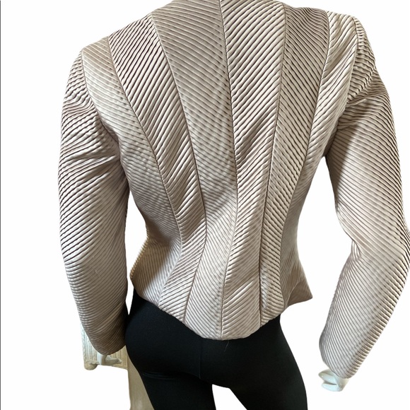 Vintage Couture Farinae Pleated Design Jacket - Picture 3 of 10